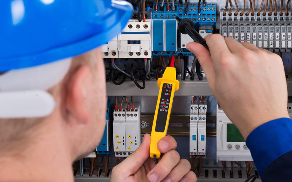 tarif horaire électricien Paris 7