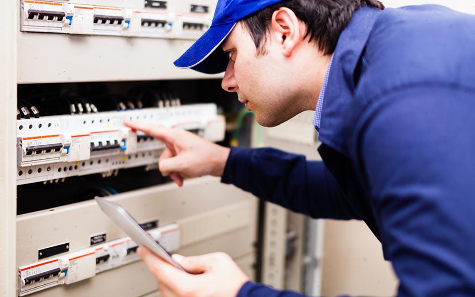 tarif horaire électricien Paris 7